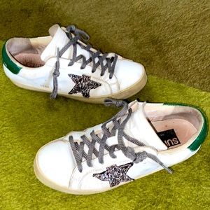 Golden Goose Sneakers